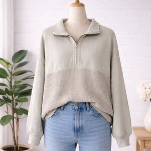 American Eagle Sweatshirt M